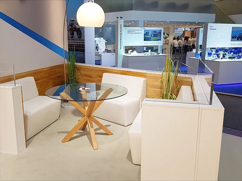 5 · Ausstattung & Mobiliar